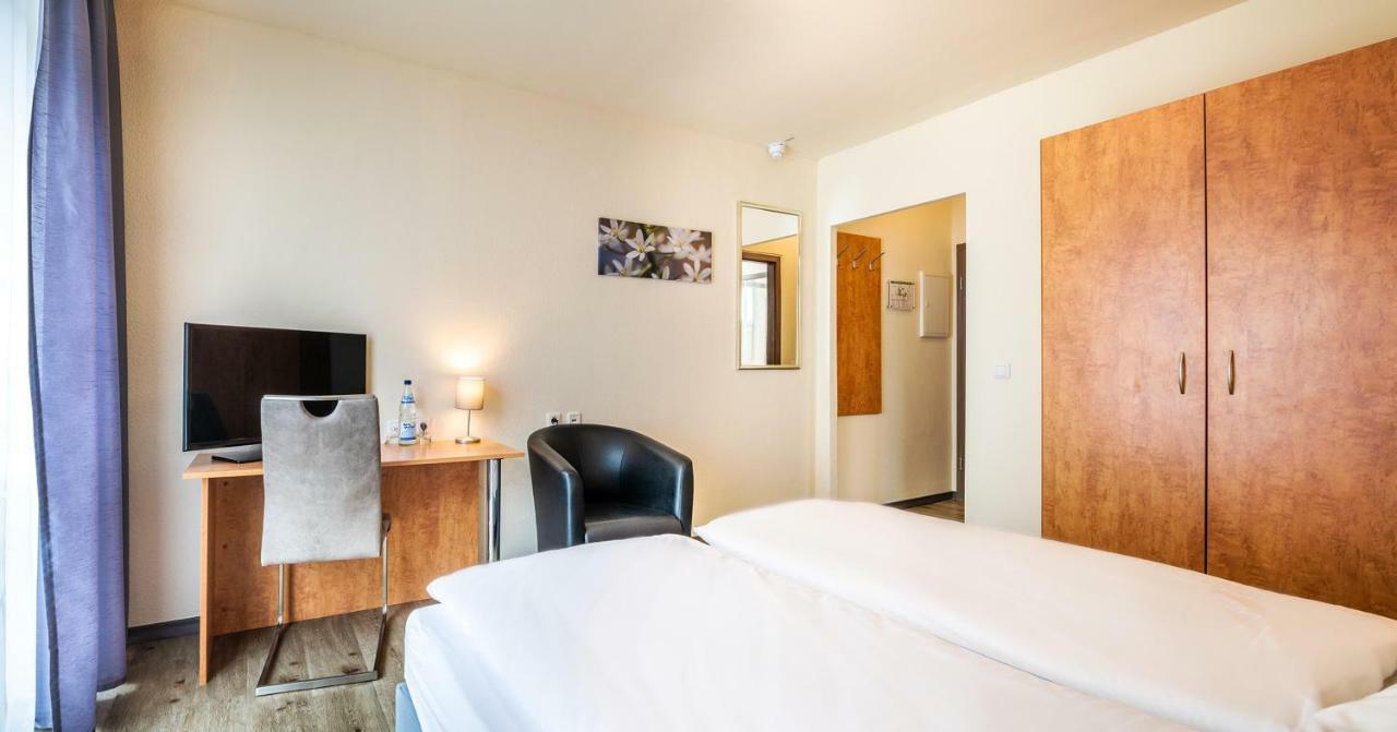 Schroeders City-Style-Hotel Трир Стая снимка
