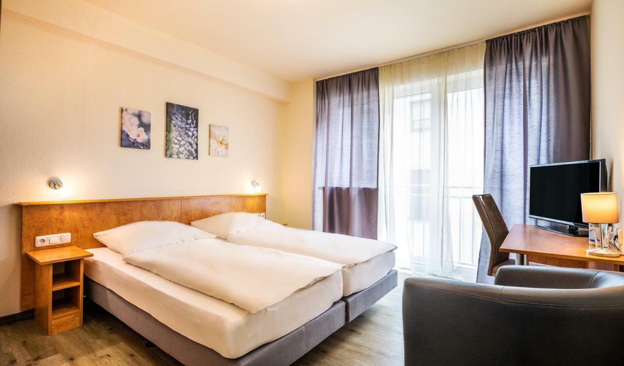 Schroeders City-Style-Hotel Трир Стая снимка
